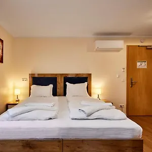 Isha Německo
