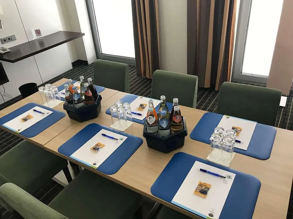 ****  Livenwork Hotel & Coworking Gvz Ingolstadt Německo